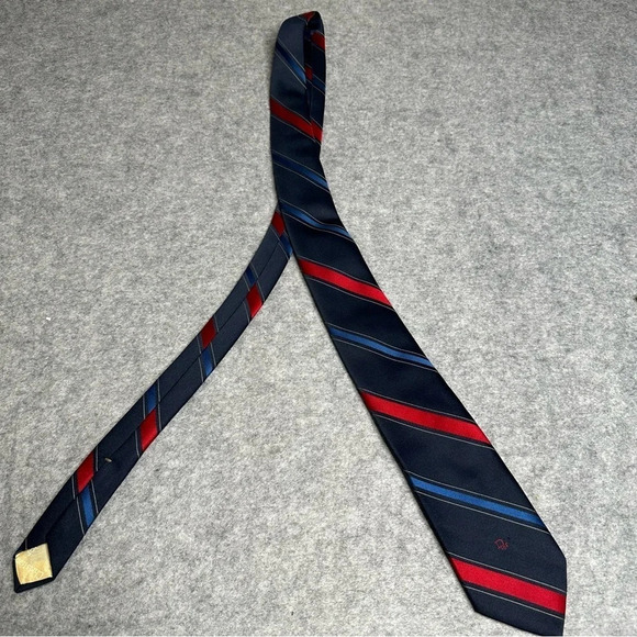Christian Dior Vintage Blue/Red Diagonal Stripe Tie.   Sz: O/S - Picture 4 of 7